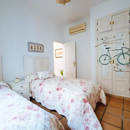 Holiday home Casa Tiroline Seville