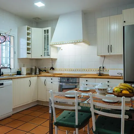 Holiday home Casa Tiroline